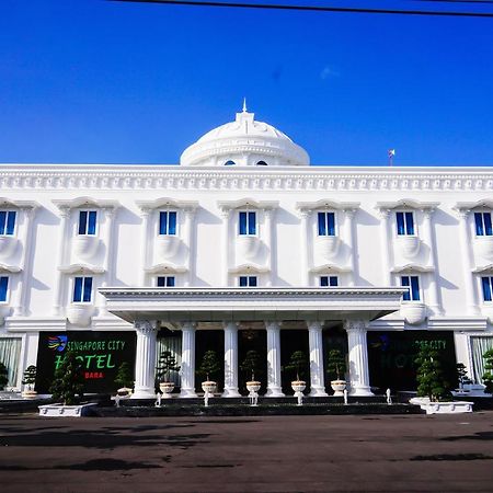 Singapore City Hotel Batu Bara Sungaibalai Esterno foto