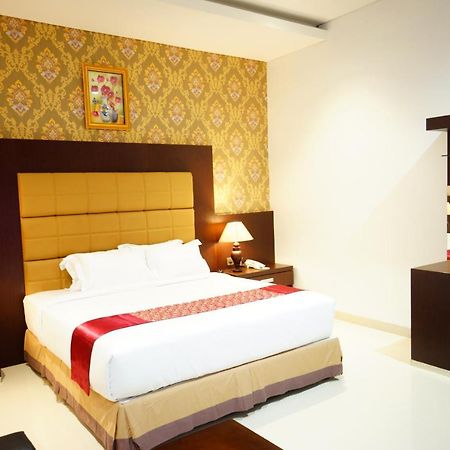 Singapore City Hotel Batu Bara Sungaibalai Esterno foto