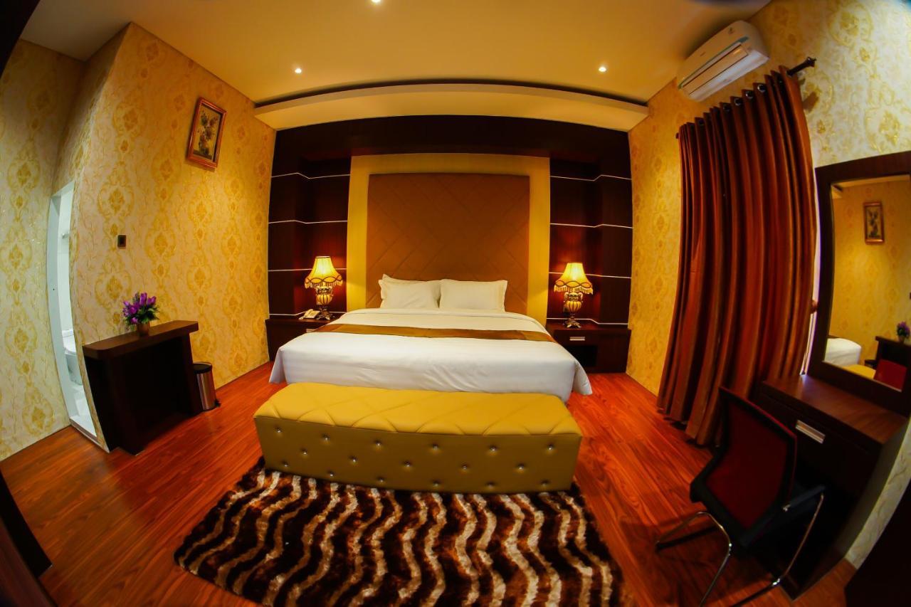 Singapore City Hotel Batu Bara Sungaibalai Esterno foto