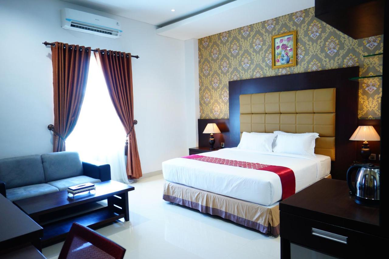 Singapore City Hotel Batu Bara Sungaibalai Esterno foto