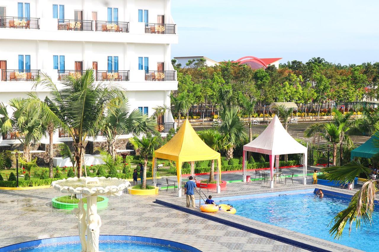 Singapore City Hotel Batu Bara Sungaibalai Esterno foto